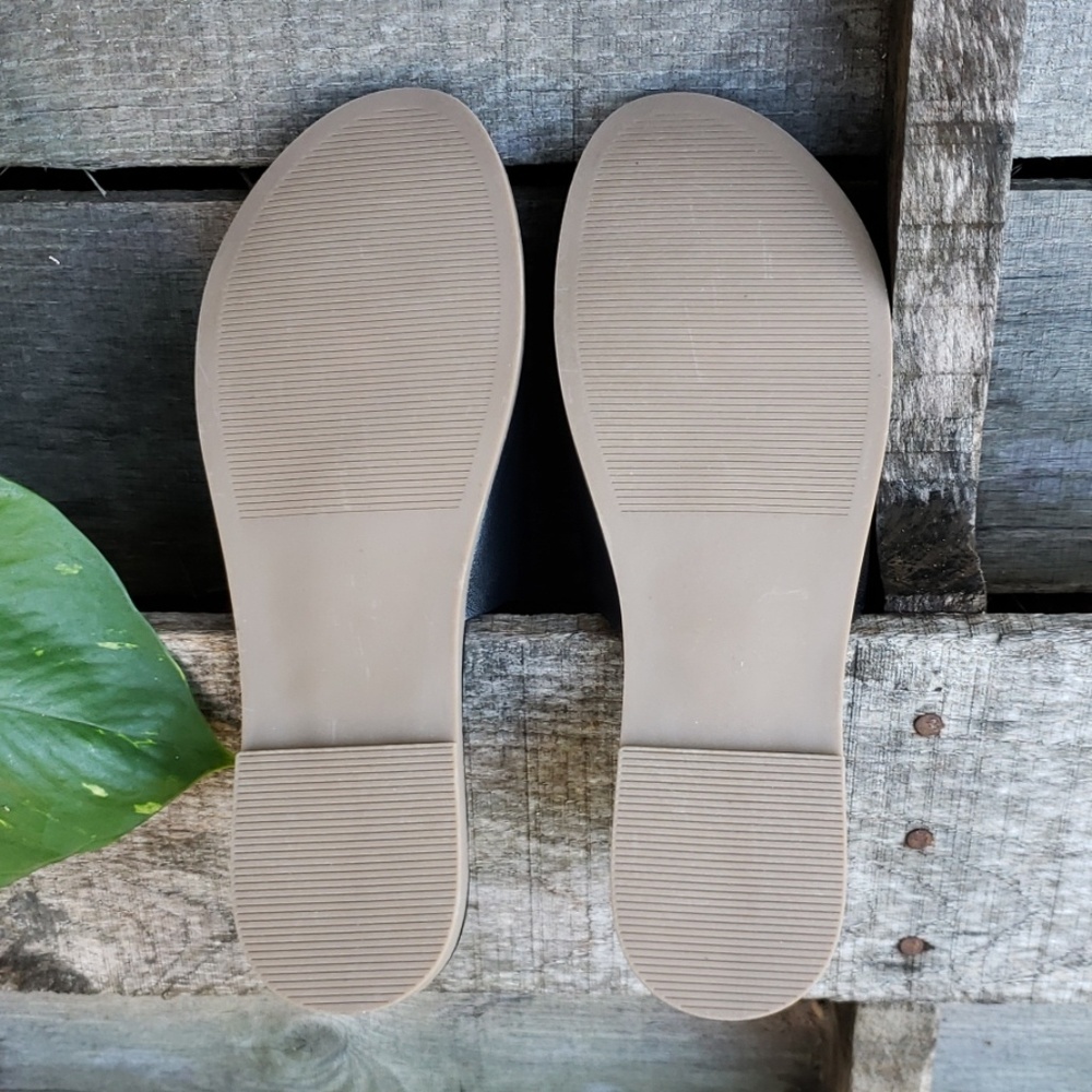 Steve Madden Karolyn Black Leather Slide Sandals - Picture 7 of 9
